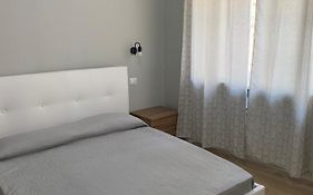 Gramsci 2 Rooms