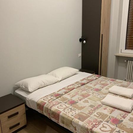 Gramsci 2 Rooms Bologna Buitenkant foto